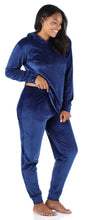 Load image into Gallery viewer, Sleepyheads Women’s Velvet Velour Hooded Loungewear Pajama Set