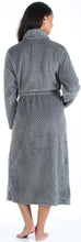 Load image into Gallery viewer, Sleepyheads Women’s Plush Fleece Robe Jacquard Long Sleeve Bathrobe