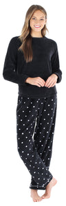 PajamaMania Women’s Fleece Long Sleeve Pajama Set