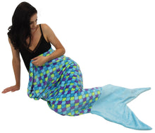 Load image into Gallery viewer, Sleepyheads Fleece Mermaid Tail Blanket for Kids and Adults
